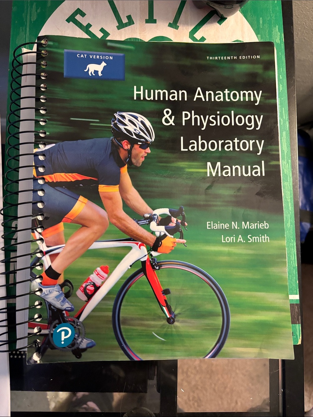 Human Anatomy & Physiology Laboratory Manual - Cat Version edition 13